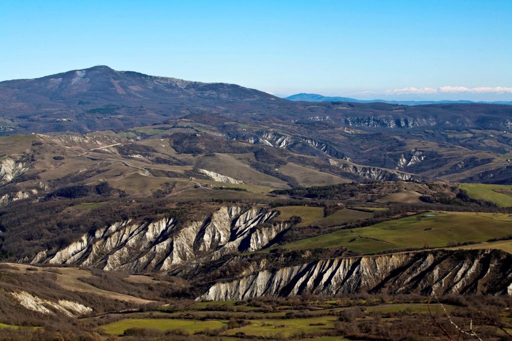 Radicofani panorama verso monte Cetona-1920x1280